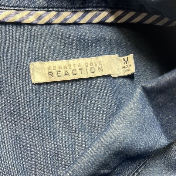 Kenneth Cole Reaction Denim Color Blouse - Picture 5 of 7